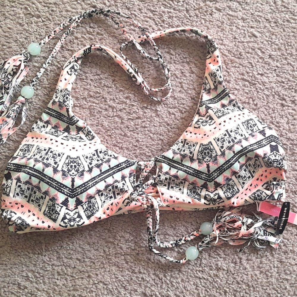 Victoria’s Secret bikini top